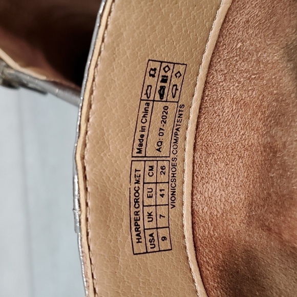 Vionic Women Harper Croc Met Boots shoes sz 9 - Picture 16 of 16